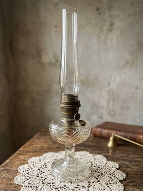 Vintage ALADDIN model C glass oil lamp Kerosene lantern | Made in the USA
